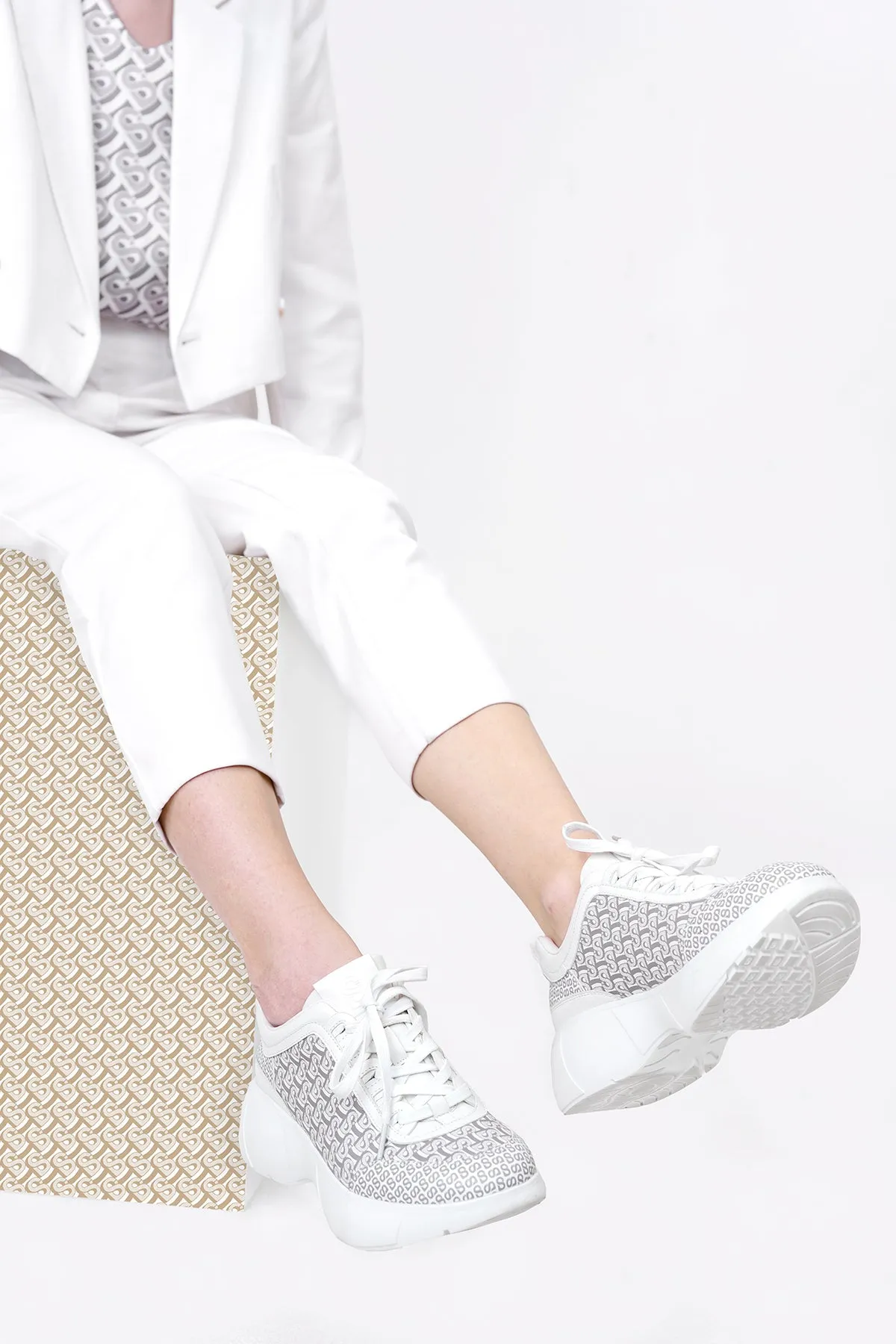 Dakota Sneakers - Light Grey