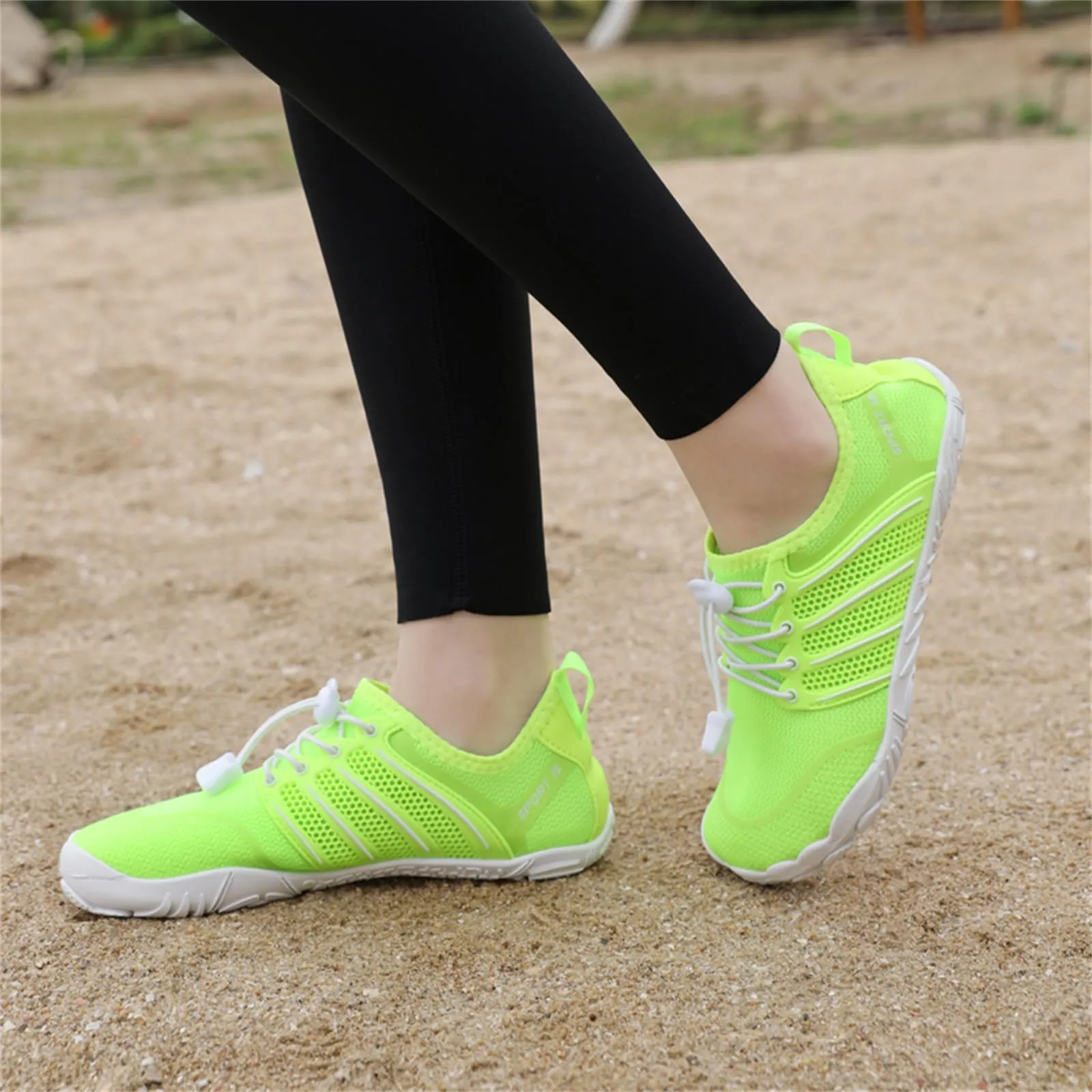 Unisex Slip Resistant Barefoot Shoes Lightweight Water Surfing Shoes