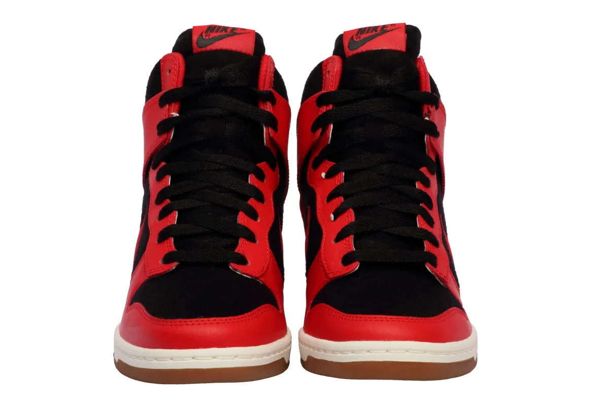 Women's  Nike Dunk Sky High Essential (Edited)